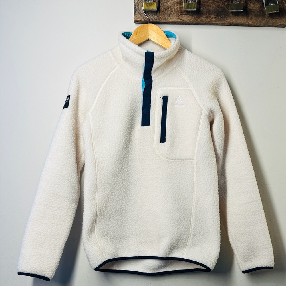 Woods White Sherpa Fleece Pullover with Navy Trim